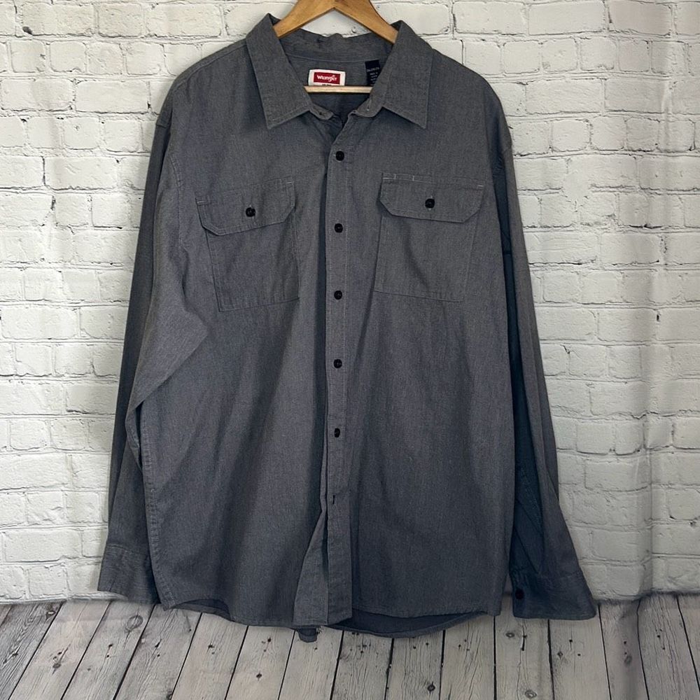 Wrangler Mens Size  2XL‎ Relaxed Fit Button Up Shirt Chambray Gray